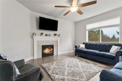 9423 Prairie Wind St SE, Yelm, WA 98597 - photo 7