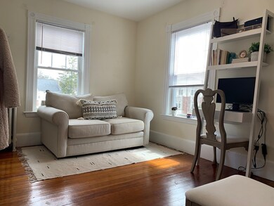 615 Hammond St unit 3, Chestnut Hill, MA 02467 - photo 4