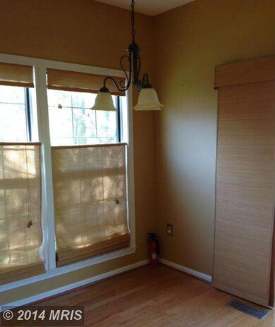 10406 Elders Hollow Dr, Bowie, MD 20721 - photo 4