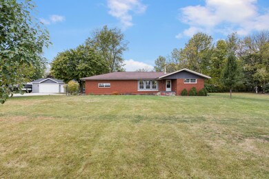 402 S 4th St, Chatsworth, IL 60921 - photo 2