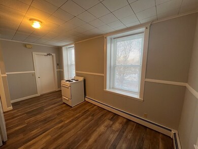 10 Exchange St unit 3, Barre, MA 01005 - photo 3