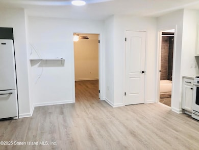 32 Herbert St unit 1, Staten Island, NY 10309 - photo 3