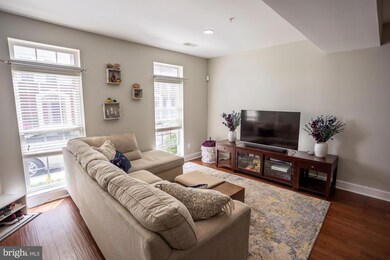 25340 Curiosity Square, Aldie, VA 20105 - photo 3