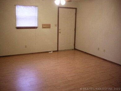 713 E Broadway St, Ardmore, OK 73401 - photo 5