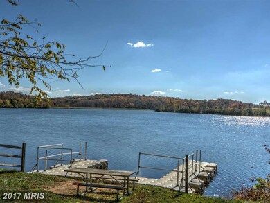 17677 Marbury St, Round Hill, VA 20141 - photo 6