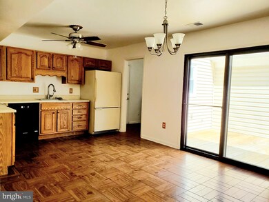 2446 Hyannis Ln, Crofton, MD 21114 - photo 6