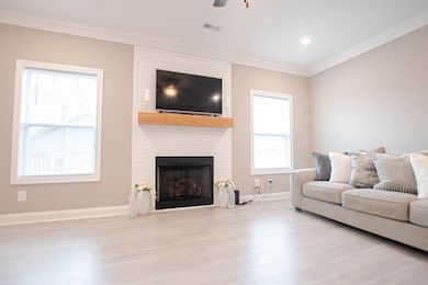 1208 Stillwood Dr, Clarksville, TN 37042 - photo 5