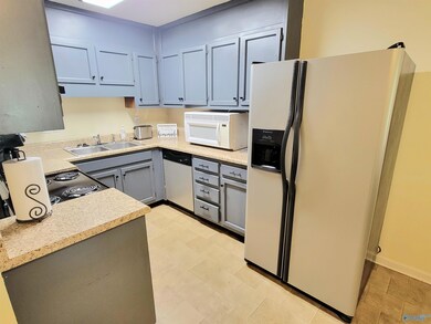 3613 White Oak Way SW, Huntsville, AL 35805 - photo 4