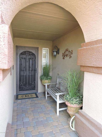 1025 W Starward Ct, Gilbert, AZ 85233 - photo 2