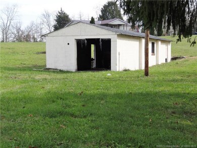 Concrete Block Garage. Would be great for tractors