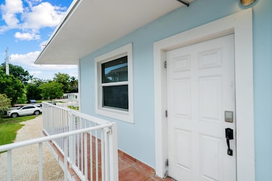 127 Seaside Ave, Key Largo, FL 33037 - photo 6