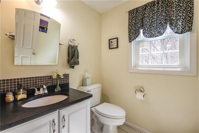 8 Thatcher Brook Ln, Biddeford, ME 04005 - photo 4