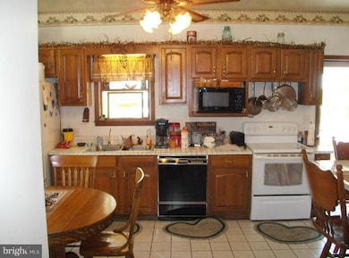 3297 Grand Point Rd, Chambersburg, PA 17202 - photo 7