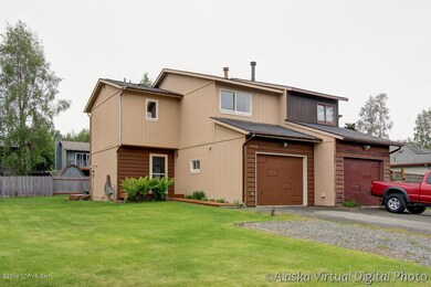 Exterior w Big Yard