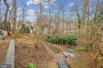 2940 Garfield Terrace NW, Washington, DC 20008 - photo 4