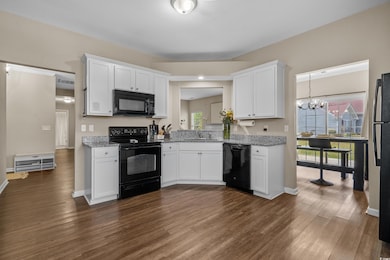 127 Heath Dr, Longs, SC 29568 - photo 4