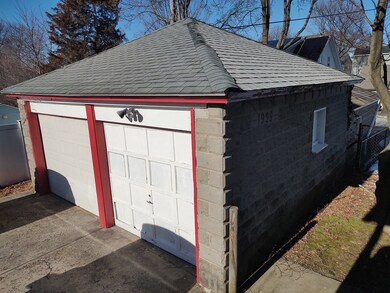 24 Sherburne Ave, Worcester, MA 01606 - photo 3