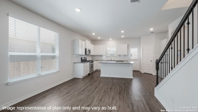 20911 Stonework Spur, San Antonio, TX 78266 - photo 7