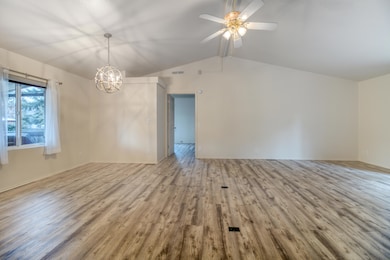 1188 NE 27th St unit 19, Bend, OR 97701 - photo 6