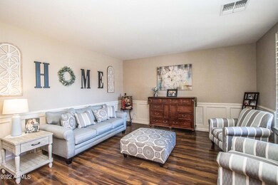 Laurel Ave-4