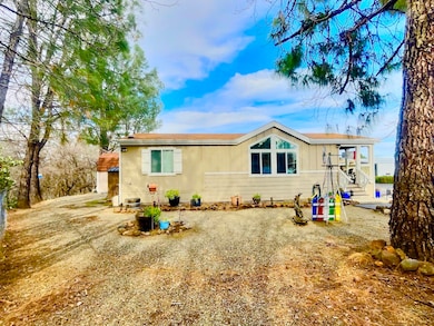 821 Saint Marks St, Redding, CA 96003 - photo 7