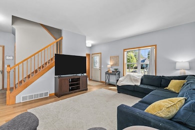 4124 E Glory Ln, Appleton, WI 54913 - photo 7