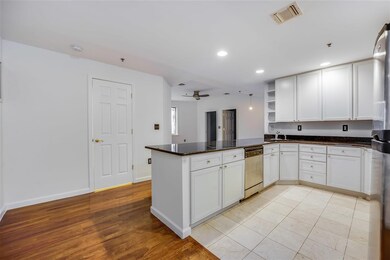 515 Gregory Ave unit 5, Weehawken, NJ 07086 - photo 2