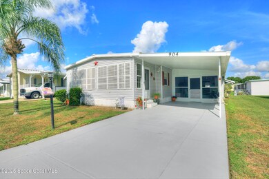 904 Thrush Cir, Sebastian, FL 32976 - photo 4