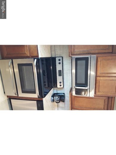 102 Windham Ct, Newtown, PA 18940 - photo 3