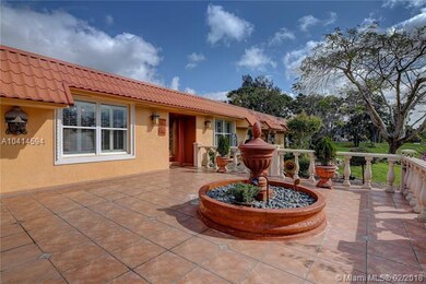 Spacious and elegant home entry