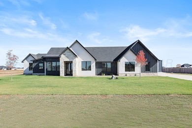 9921 Barton Springs Dr, Amarillo, TX 79119 - photo 2