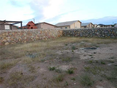 620 Maravillas St, El Paso, TX 79928 - photo 5