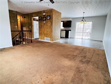 274 Pine Cir, Dunbar, WV 25064 - photo 4