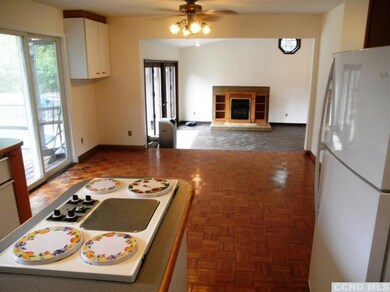 1325 Angelo Dr, Castleton On Hudson, NY 12033 - photo 7