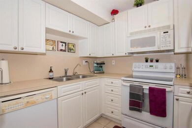 8122 Severn Dr unit B, Boca Raton, FL 33433 - photo 7