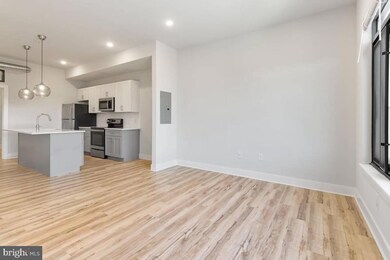 2440 44 Kensington Ave unit 301, Philadelphia, PA 19125 - photo 5