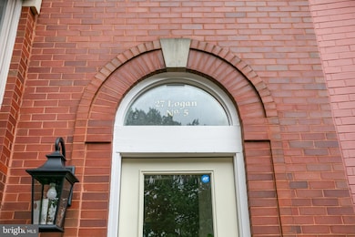 27 Logan Cir NW unit 5, Washington, DC 20005 - photo 3