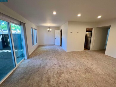 2060 Camel Ln unit 4, Walnut Creek, CA 94596 - photo 3