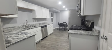 42310 N Woodbine Ave, Antioch, IL 60002 - photo 2