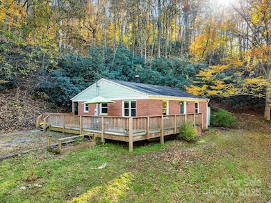 456 Rector Corner Rd, Marshall, NC 28753 - photo 3