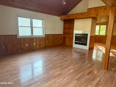 42 Hackett St, Selkirk, NY 12158 - photo 6