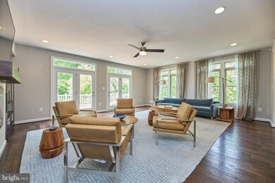 7209 Holywell Ln, Falls Church, VA 22043 - photo 3