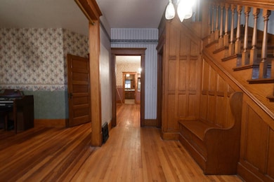 737 W 4th Ave, Red Cloud, NE 68970 - photo 4