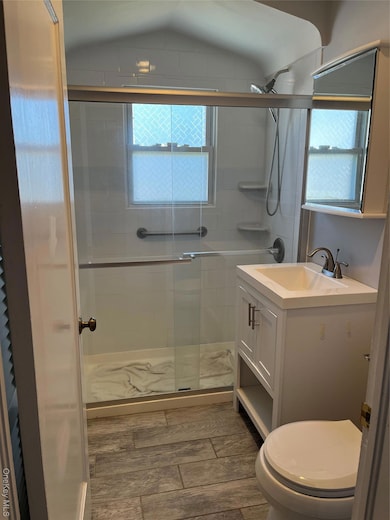 7 Floyd Place, East Norwich, NY 11732 - photo 4