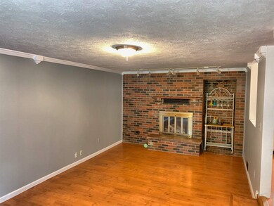 416 Cypress St, Newburgh, IN 47630 - photo 3