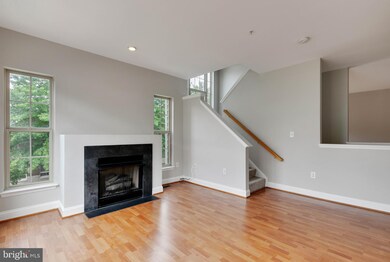 46340 Pryor Square, Sterling, VA 20165 - photo 7