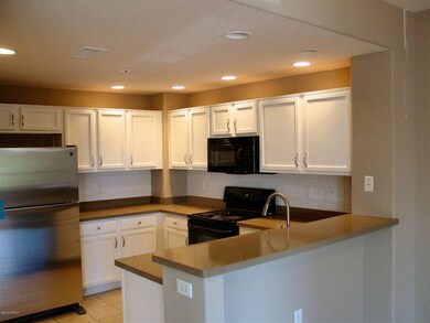 Vintage 207 Kitchen 1