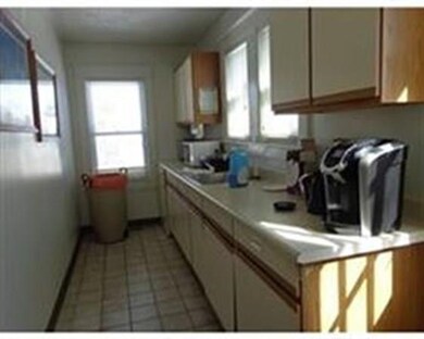 784 County St, Taunton, MA 02780 - photo 5