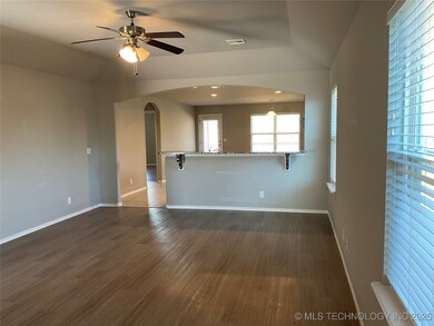 31163 E 64th St S, Broken Arrow, OK 74014 - photo 3