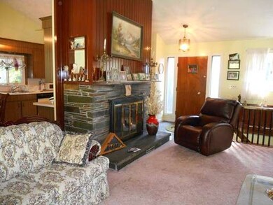 19 Floral Cir, Waltham, MA 02452 - photo 7